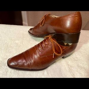 Barney’s New York, Leather Oxfords, 37.5 Narrow